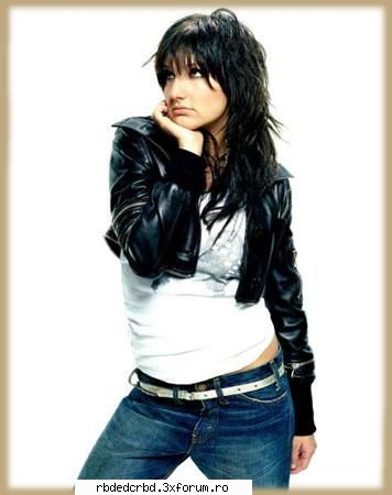 Ashley Simpson - anahi_dulce - ALTE TRUPE/VEDETE/CANTARETI