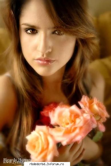 ELIZA GONZALES(LOLA) - stefy-princess - ALTE TRUPE/VEDETE/CANTARETI