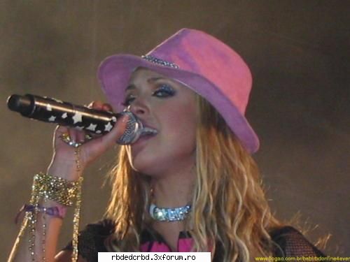 MICROFONUL LUI ANAHI - stefy-princess - ANAHI