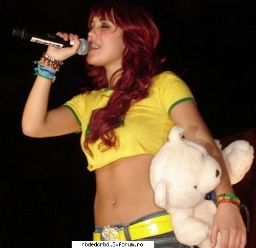 MICROFONUL LUI DULCE - stefy-princess - DULCE MARIA