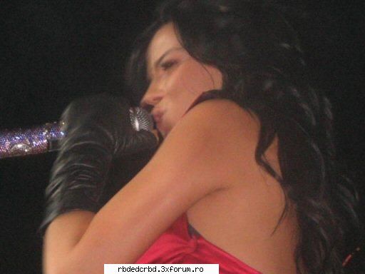 MICROFONUL LUI MAITE - anahi_dulce - MAITE