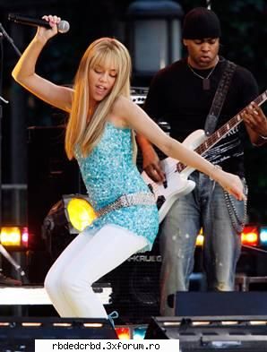 MILEY CIRUS - stefy-princess - ALTE TRUPE/VEDETE/CANTARETI