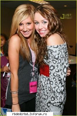 MILEY CIRUS - stefy-princess - ALTE TRUPE/VEDETE/CANTARETI