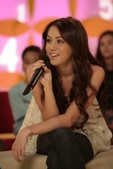 MILEY CIRUS - stefy-princess - ALTE TRUPE/VEDETE/CANTARETI