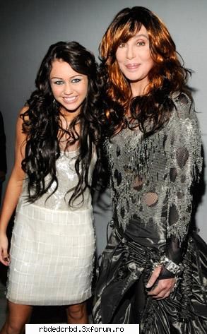 MILEY CIRUS - stefy-princess - ALTE TRUPE/VEDETE/CANTARETI