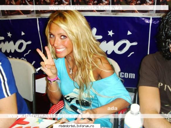 POZE - K!tty_G!rl - ANAHI