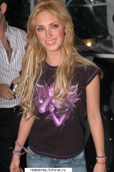 POZE - K!tty_G!rl - ANAHI