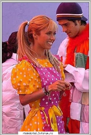 POZE - anahi_dulce - LOS A