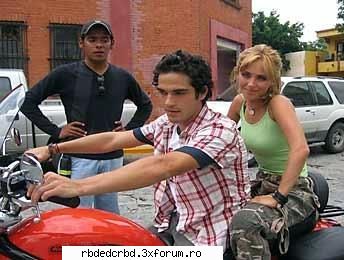 POZE - anahi_dulce - LOS A