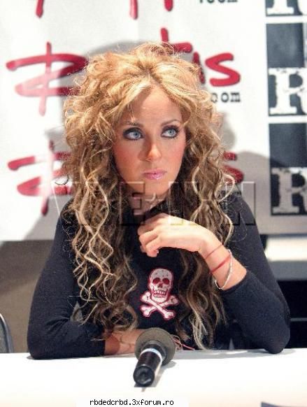 POZE - K!tty_G!rl - ANAHI