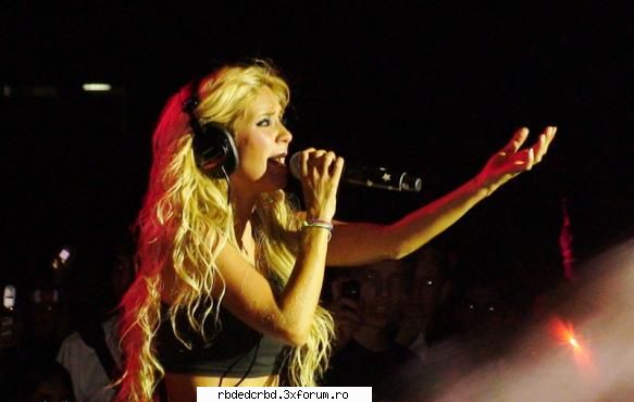 POZE - K!tty_G!rl - ANAHI