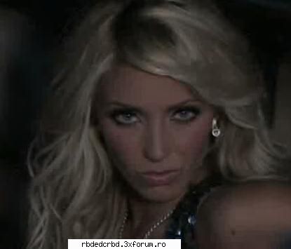 QUIEN - K!tty_G!rl - ANAHI