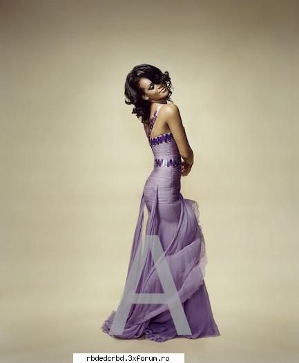 RIHANNA - stefy-princess - ALTE TRUPE/VEDETE/CANTARETI