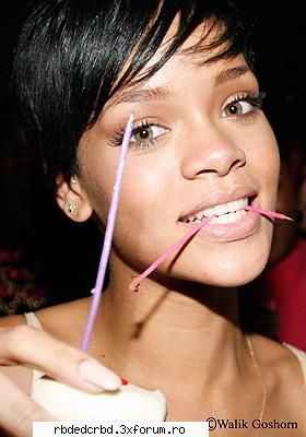 RIHANNA - stefy-princess - ALTE TRUPE/VEDETE/CANTARETI