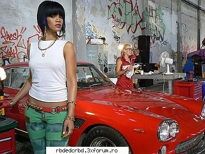 RIHANNA - stefy-princess - ALTE TRUPE/VEDETE/CANTARETI