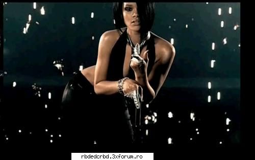 RIHANNA - anahi_dulce - ALTE TRUPE/VEDETE/CANTARETI