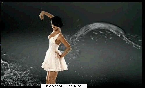 RIHANNA - anahi_dulce - ALTE TRUPE/VEDETE/CANTARETI