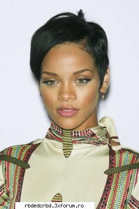 RIHANNA - stefy-princess - ALTE TRUPE/VEDETE/CANTARETI