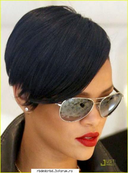 RIHANNA - stefy-princess - ALTE TRUPE/VEDETE/CANTARETI