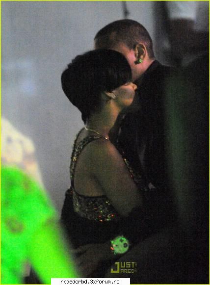 RIHANNA - stefy-princess - ALTE TRUPE/VEDETE/CANTARETI