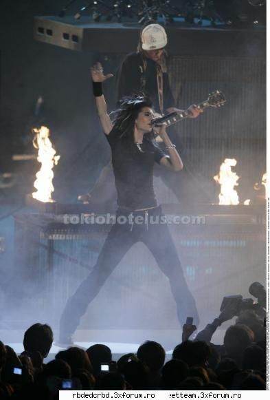 TOKIO HOTEL - anahi_dulce - ALTE TRUPE/VEDETE/CANTARETI