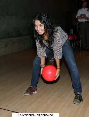 VANESSA HUDGENS - anahi_dulce - ALTE TRUPE/VEDETE/CANTARETI