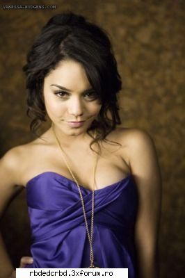 VANESSA HUDGENS - raluca_dragutza52 - ALTE TRUPE/VEDETE/CANTARETI