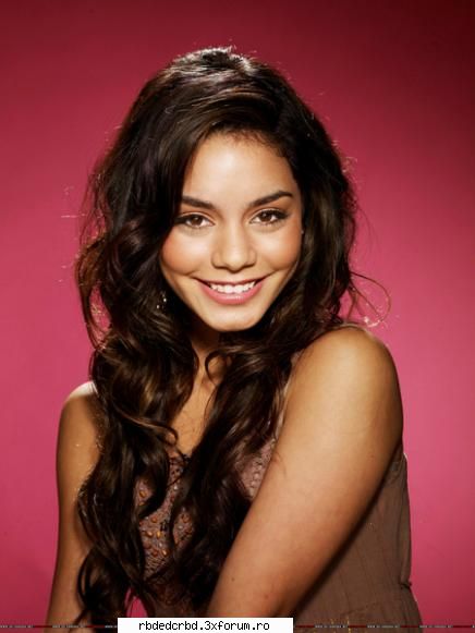 VANESSA HUDGENS - stefy-princess - ALTE TRUPE/VEDETE/CANTARETI