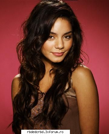 VANESSA HUDGENS - stefy-princess - ALTE TRUPE/VEDETE/CANTARETI